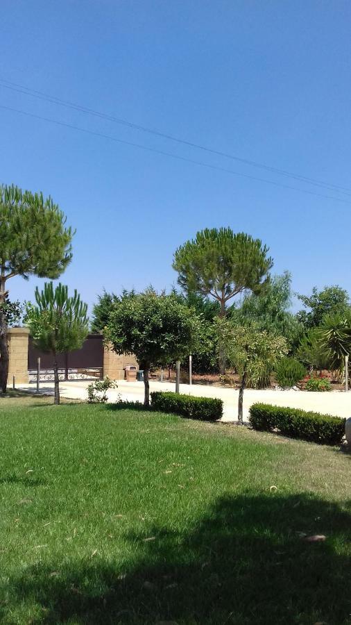 Вилла La Macchia Botrugno Экстерьер фото